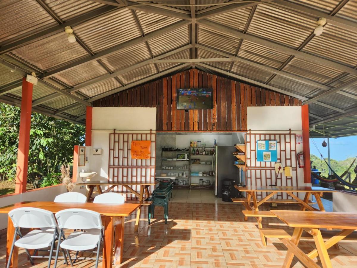 Aparthotel La Pina, Rio Celeste Exterior foto
