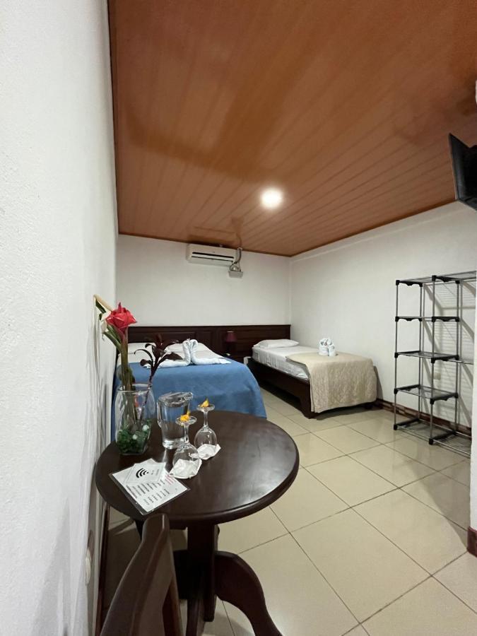 Aparthotel La Pina, Rio Celeste Exterior foto